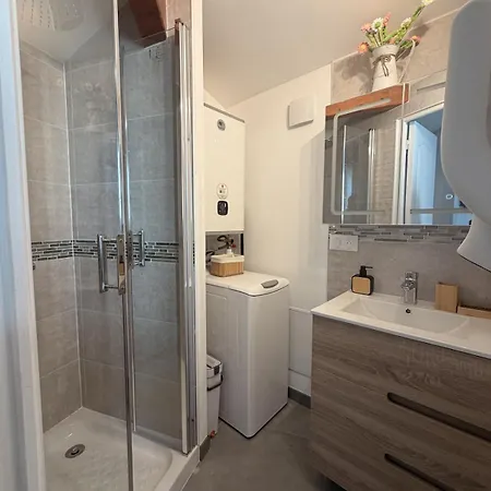 Magnifique Renove En Plein Centre *